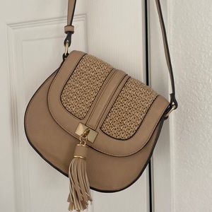 Tan Straw Crossbody